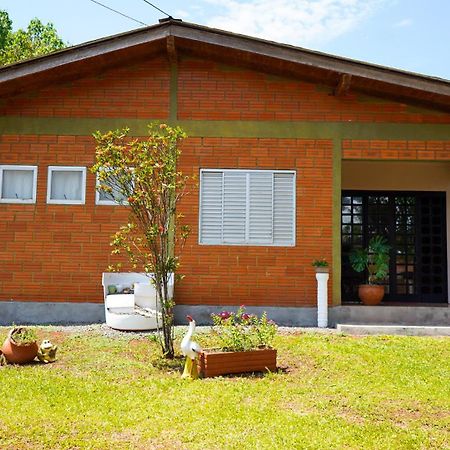 Iguazu Alojamiento "La Casa" Пуерто-Іґуасу Номер фото