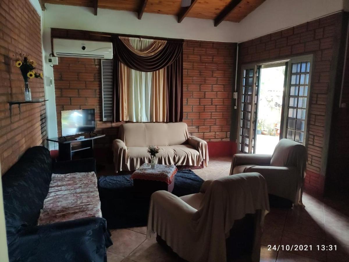 Iguazu Alojamiento "La Casa" Пуерто-Іґуасу Екстер'єр фото